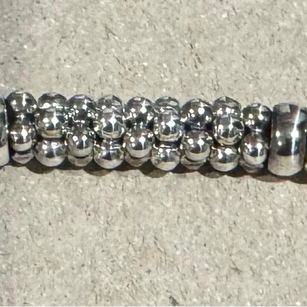 LAGOS Silver Caviar Bracelet with 4 bars - Picture 4 of 7